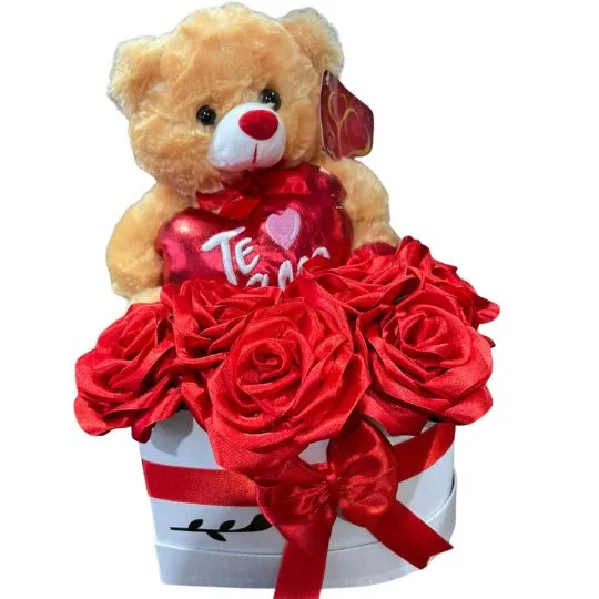 Caja corazon white con rosas rojas de raso y peluche